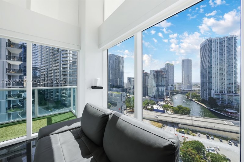 Condo for sale at Brickell on the River South 1116