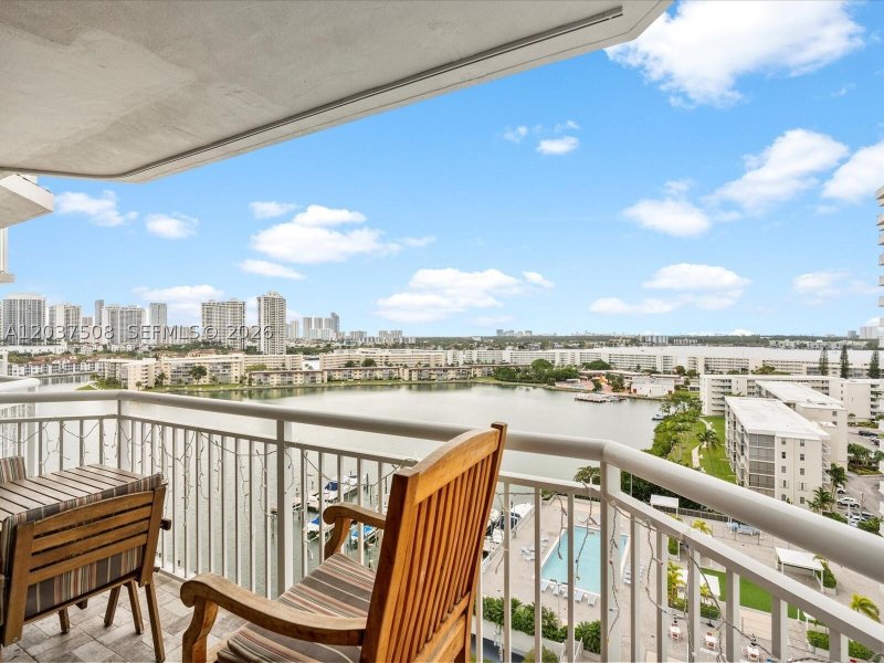 Del Prado South Tower Apt #1401