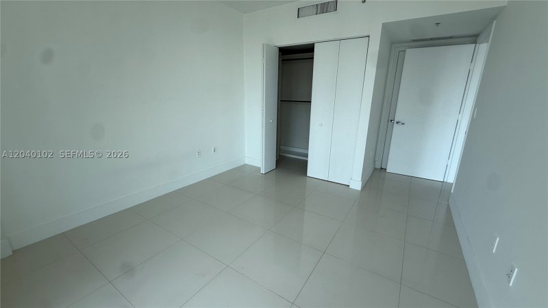Comprar apartamento en Mint at Riverfront 3311