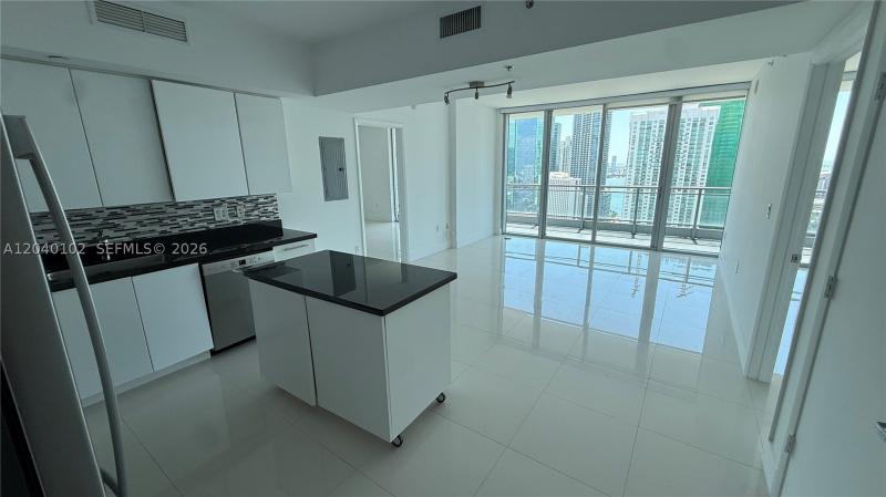 Comprar apartamento en Mint at Riverfront 3311