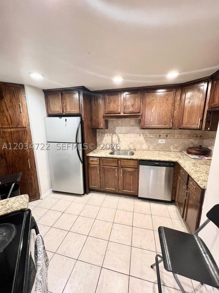 Four Ambassadors Apt #1422