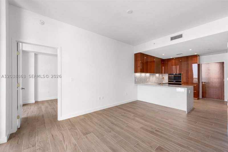 Alquiler de apartamento en MR. C Residences 1005