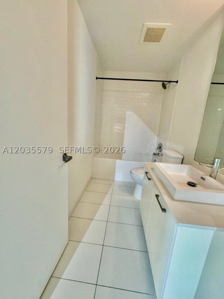 Apartment for rent at Centro Condo 408