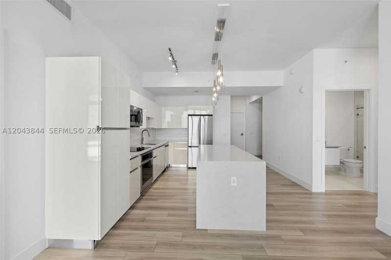 Apartment for rent at Mondrian Hallandale 2009