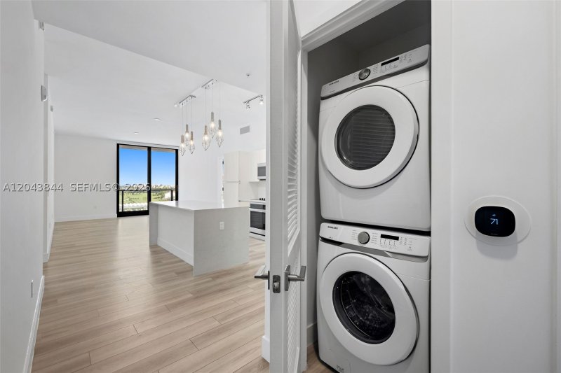 Apartment for rent at Mondrian Hallandale 2009