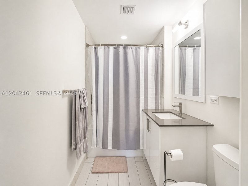 Apartment for rent at Nine at Mary Brickell Village 2211