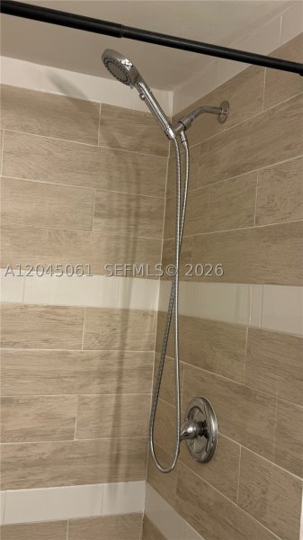 Apartment for rent at Brickell Shores 810