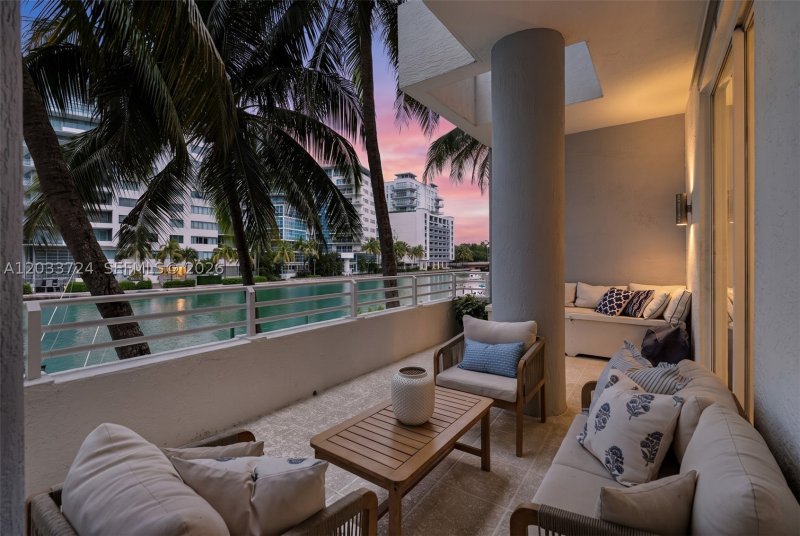 Condo for sale at Nautica Condo 207