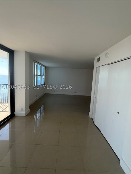 Condo for sale at Valencia at Quadomain 1905