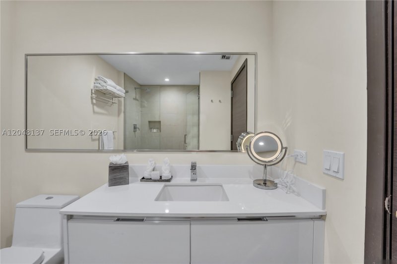 Condo for sale at Costa Hollywood S314