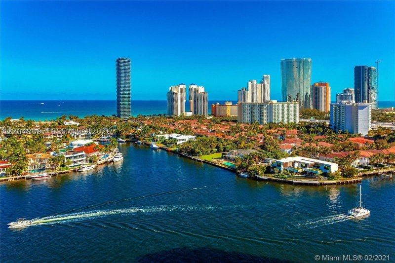 Turnberry Isle Apt #23F