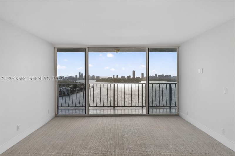 Condo for sale at Grandview Palace 2319