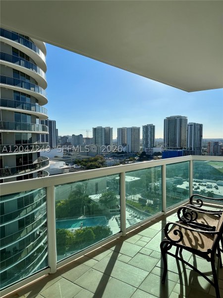 Apartment for rent at 1800 Club 2315