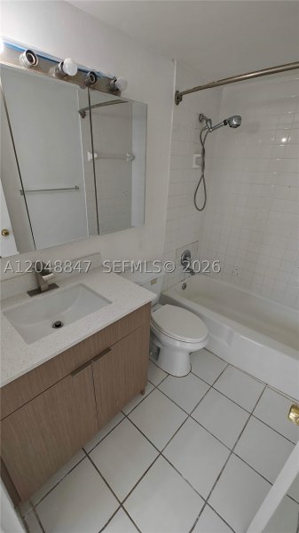 Aluguel de apartamento no Four Ambassadors 365