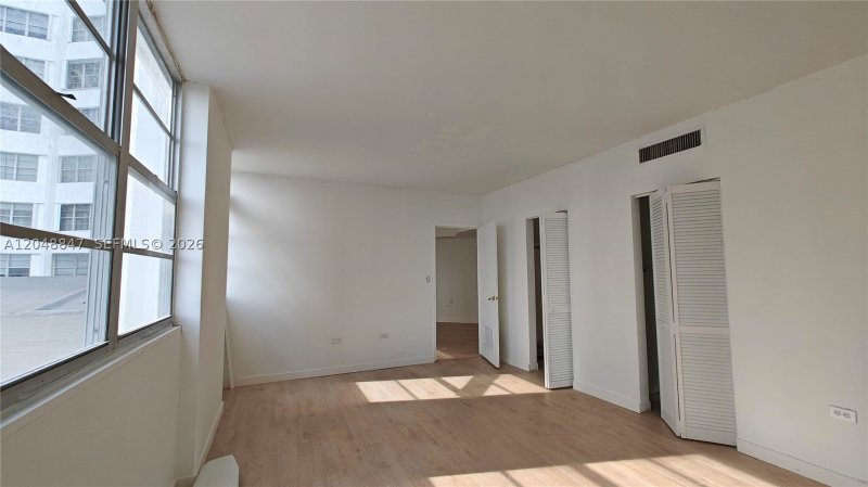 Aluguel de apartamento no Four Ambassadors 365