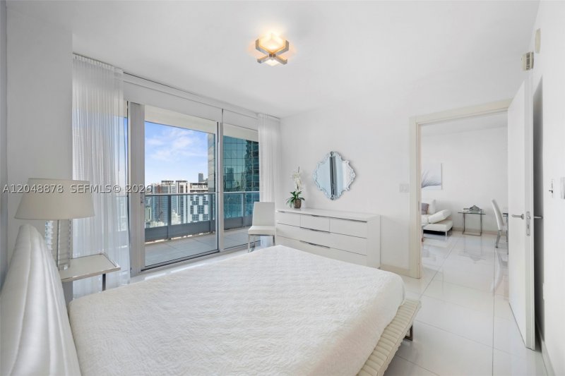 Apartment for rent at Epic Miami 4314