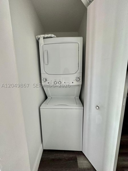 Apartment for rent at Dua Miami - SLS Brickell Condo 1605
