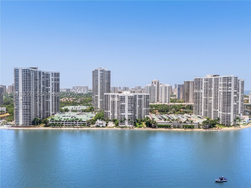 Apartment for rent at Mystic Pointe 300 1816