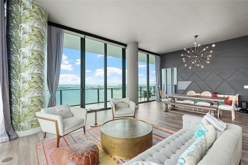 Apartment for rent at Gran Paraiso