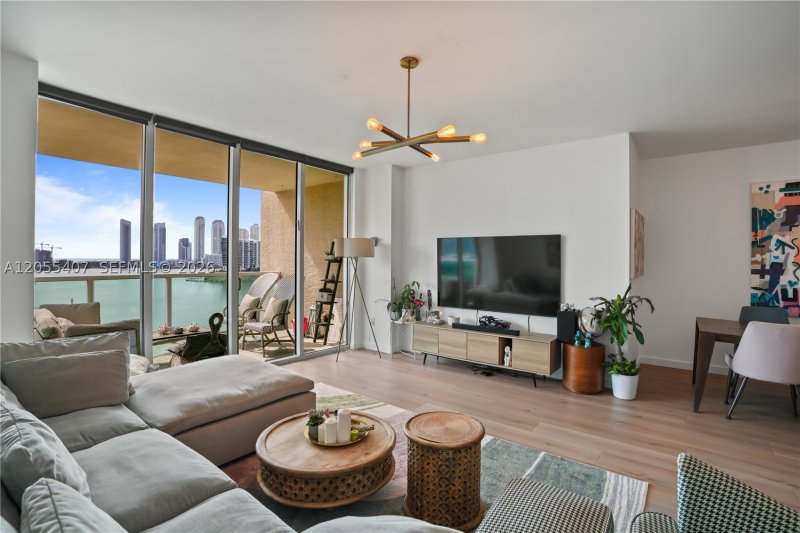 Alquiler de apartamento en Aventura Marina II 1010