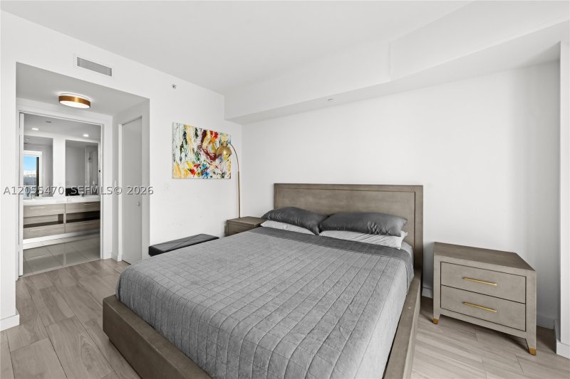 Apartment for rent at Dua Miami - SLS Brickell Condo 3303