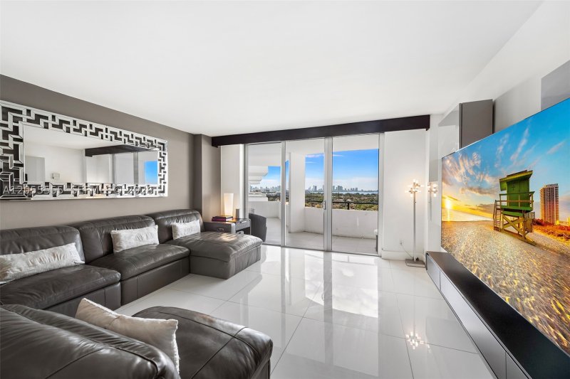 Comprar apartamento en Seacoast 5151 1420