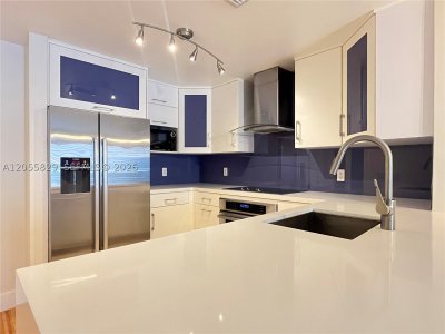 Ten Aragon Apt #614