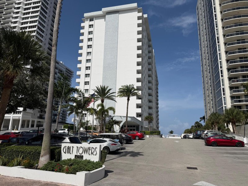 Condo for sale at Galt Towers 14D