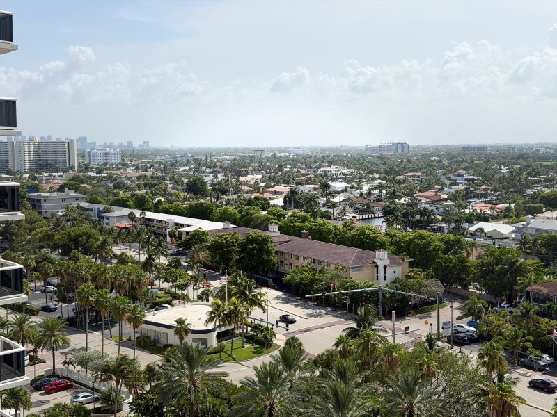 Condo for sale at Galt Towers 14D