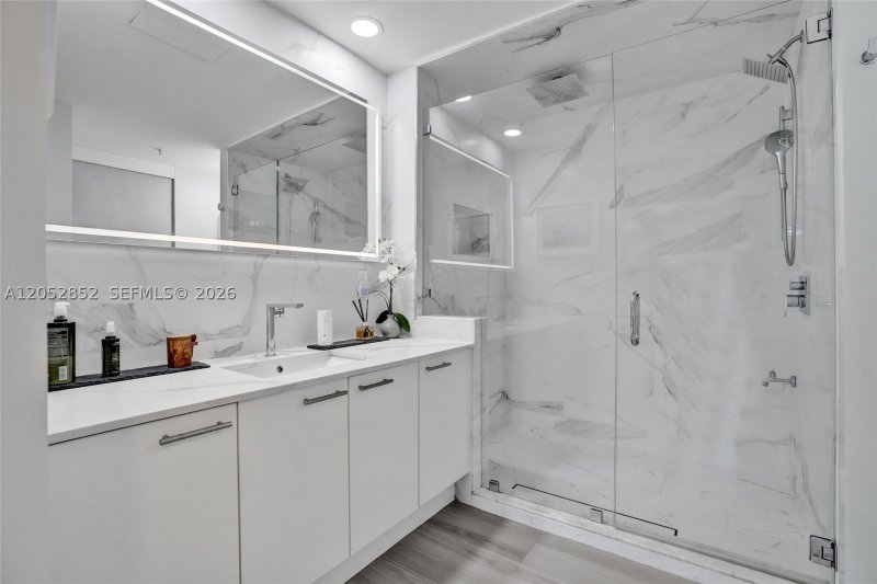 Comprar apartamento en The Meridian Lofts 308