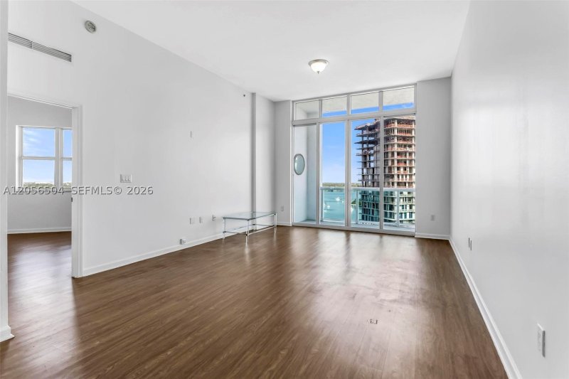 Condo for sale at 360 Condominium West PH19