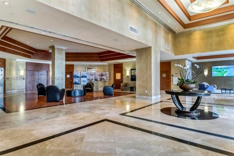 Condo for sale at 360 Condominium West PH19