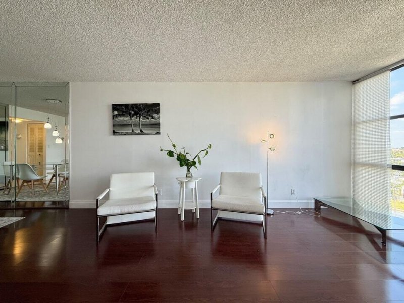 Apartment for rent at Oceanview Park 823
