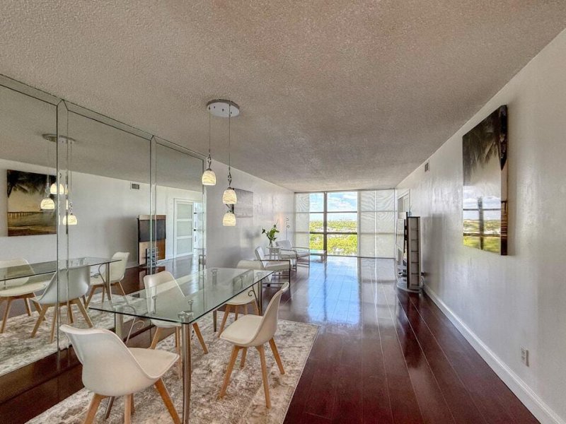 Apartment for rent at Oceanview Park 823