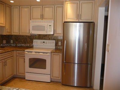 Property photo # 8