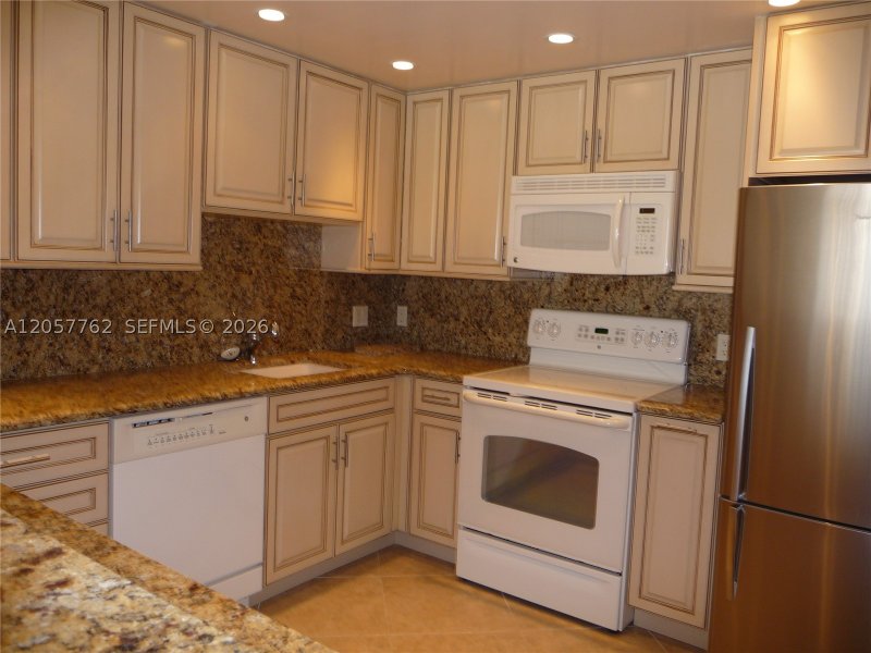 Alquiler de apartamento en Del Prado South Tower 603