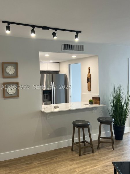 Comprar apartamento en Winston Towers 1215