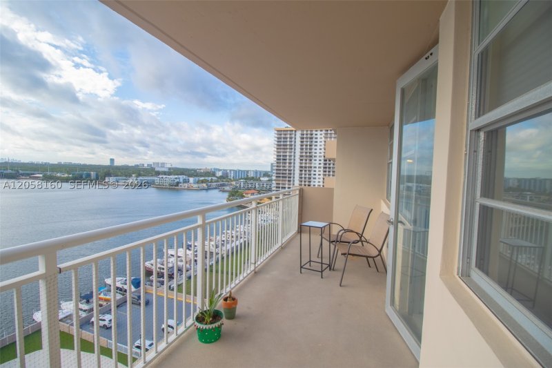 Condo for sale at Winston Towers 2102