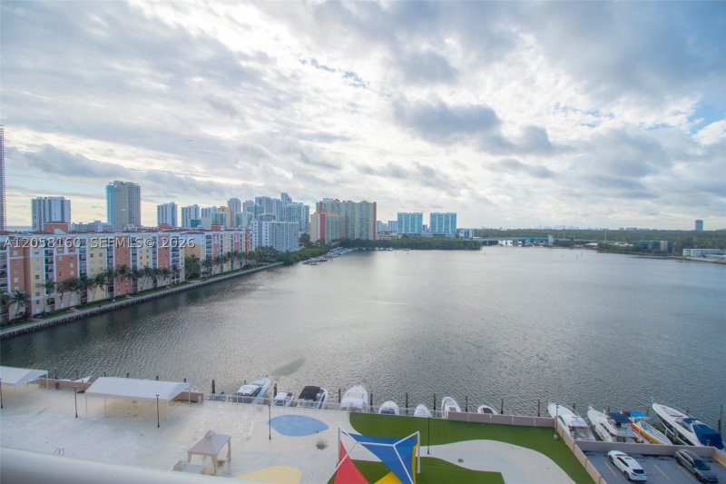 Condo for sale at Winston Towers 2102