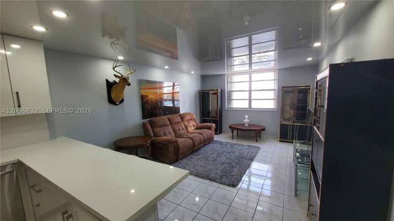 Apartment for rent at Plaza Towers South 505