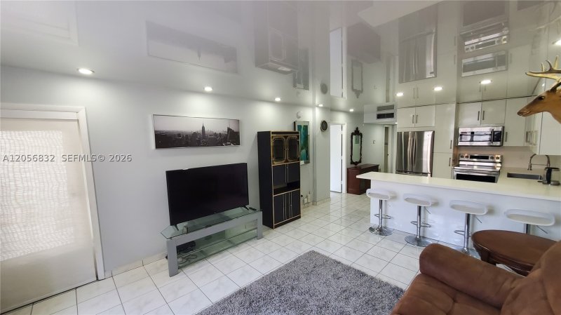 Apartment for rent at Plaza Towers South 505