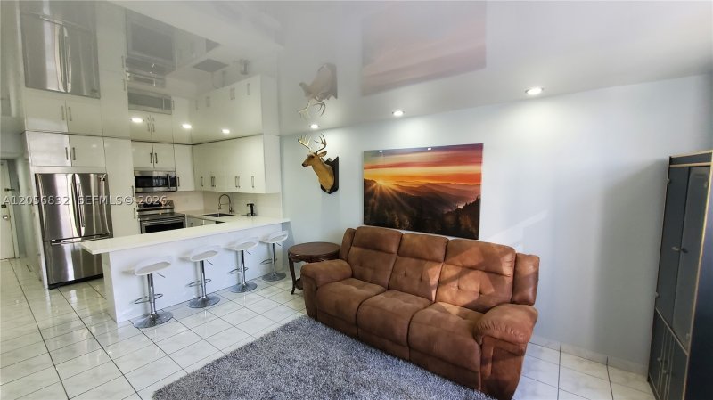 Apartment for rent at Plaza Towers South 505