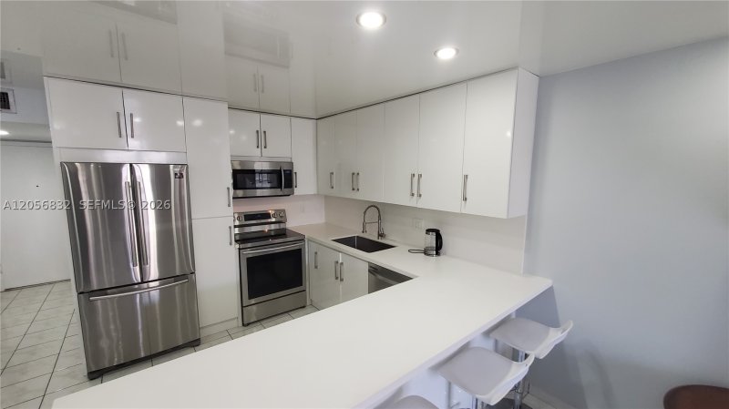 Apartment for rent at Plaza Towers South 505