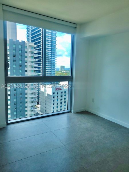 Comprar apartamento en 1100 Millecento 2001