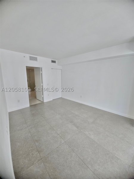 Comprar apartamento en 1100 Millecento 2001