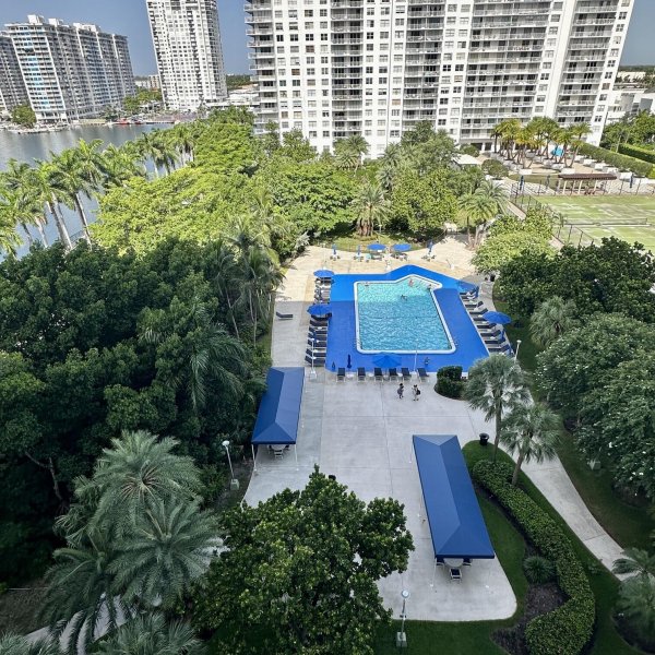 Alquiler de apartamento en Admirals Port Condos 914E