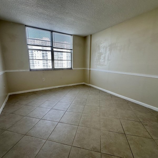 Alquiler de apartamento en Admirals Port Condos 914E