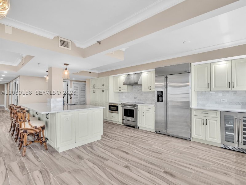 Condo for sale at The Summit 802S
