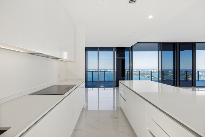 Condo for sale at Aria Reserve Miami PH 6003