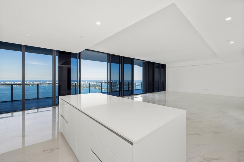 Condo for sale at Aria Reserve Miami PH 6003